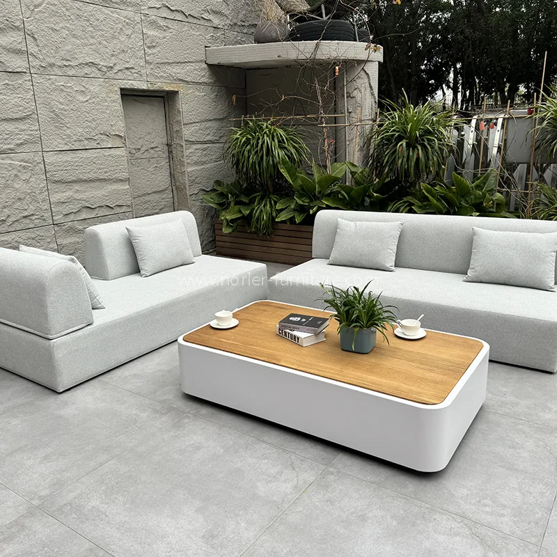 Napa Pilih Set Sofa Outdoor kanggo Urip Luar Ruangan sing Nyaman lan Awet?