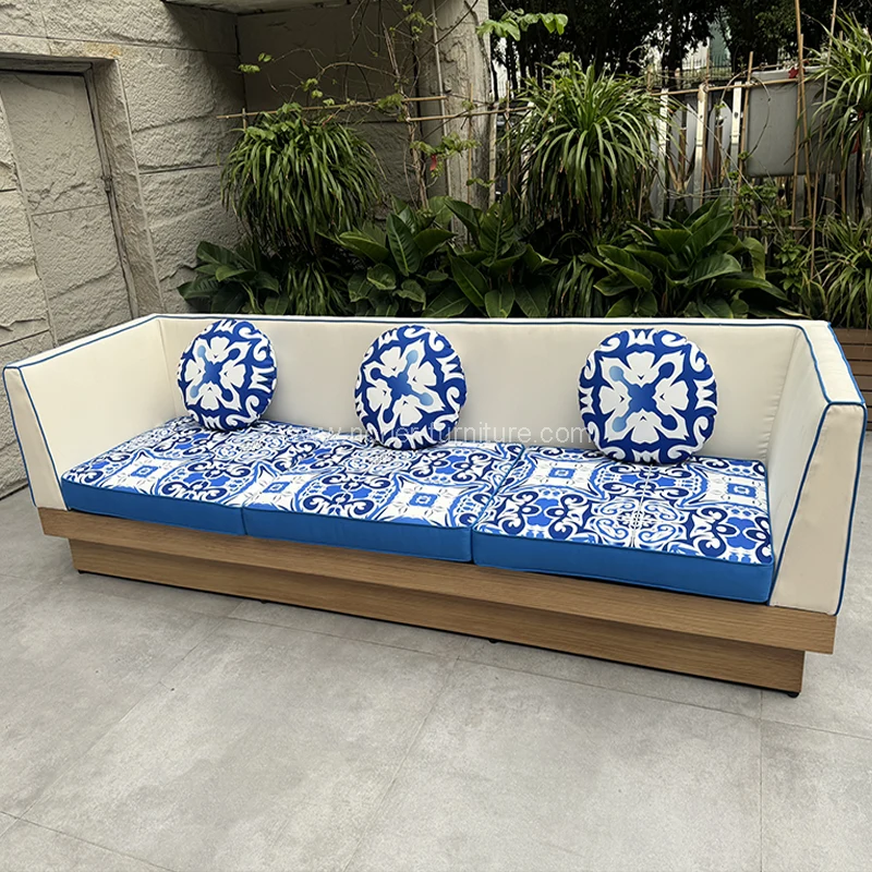 Bulu aluminium aluminium njaba sing disapu kayu